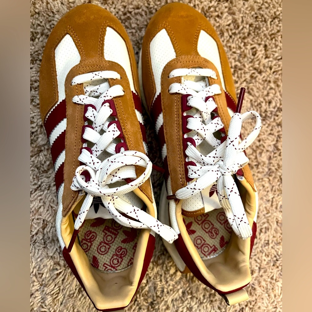 Men’s Adidas shoes